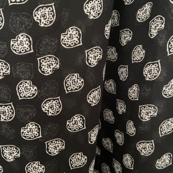 Crossover sleeveless blouse - never worn - Picture 3 of 3